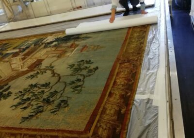 Aerosolreinigung einer Tapisserie
