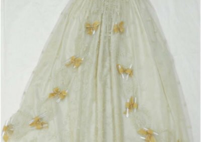 Häubchen und Taufkleid der Kaiserin Elisabeth
