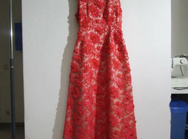 Korallenkleid aus dem Hause Givenchy